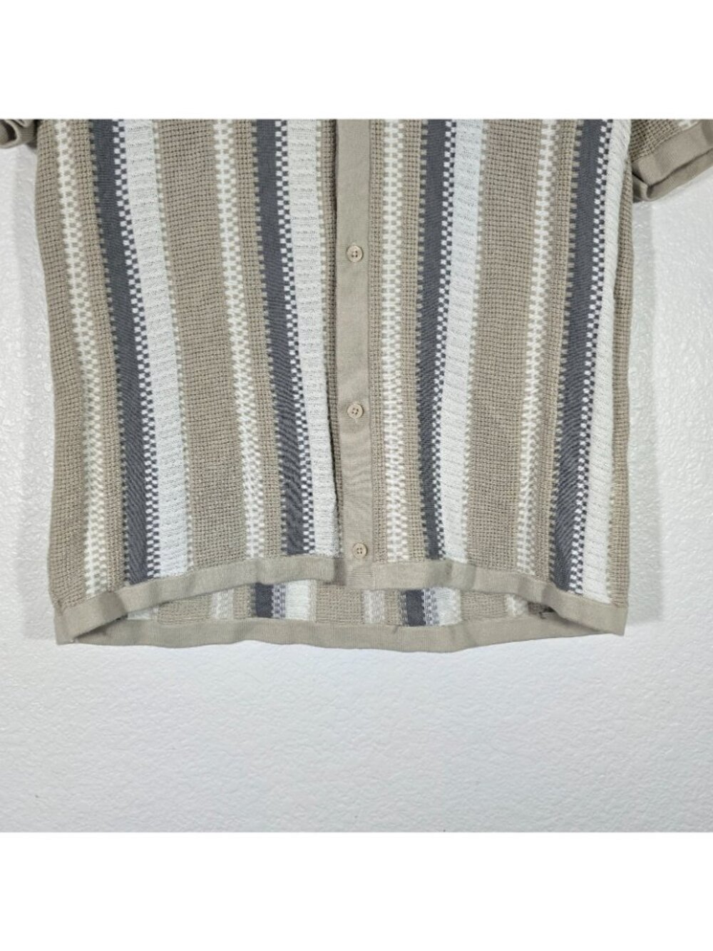 Hollister Button Up Knit Shirt Men Small Tan Stripe Short Sleeve Resortwear - Picture 3 of 8